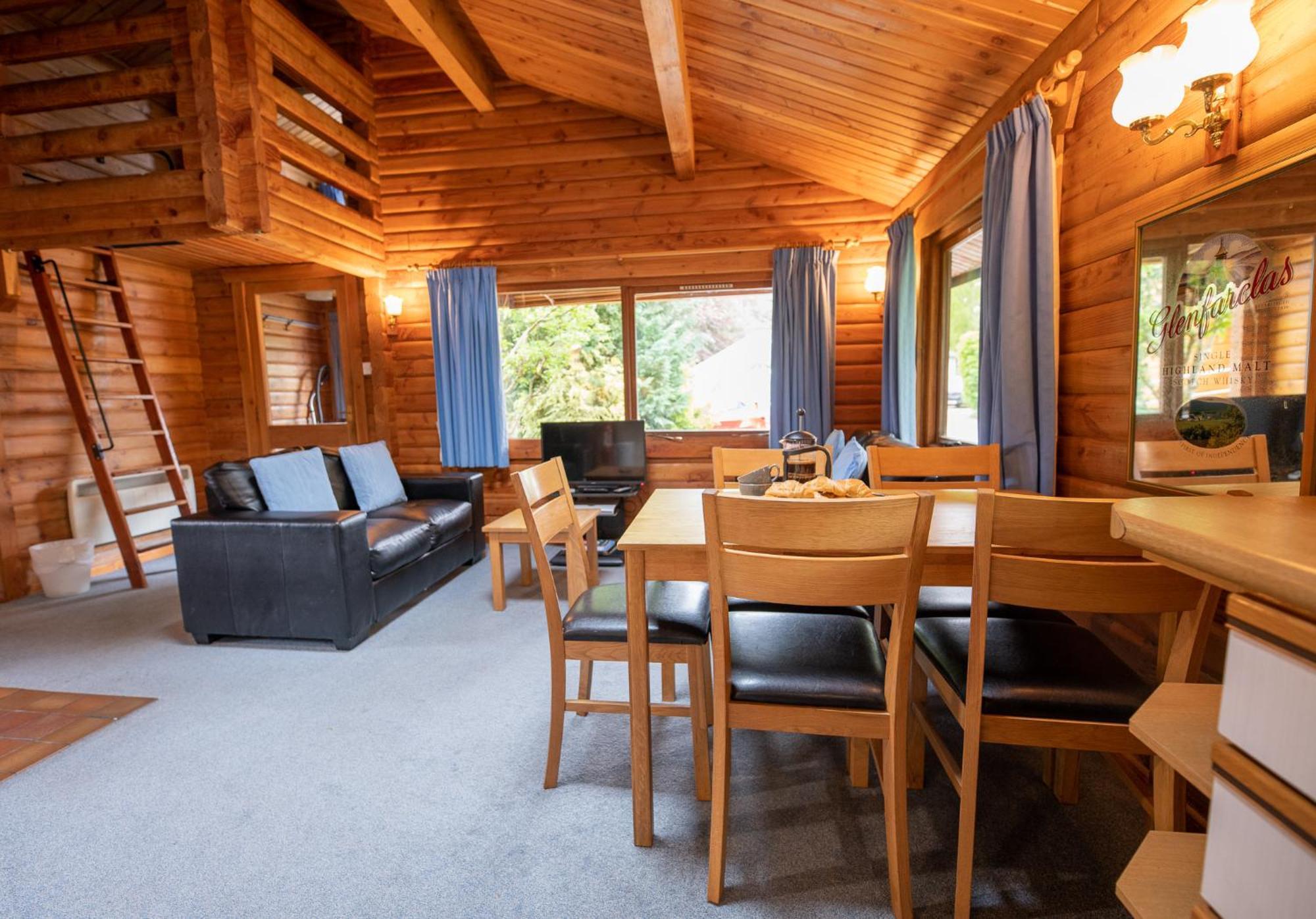 Loch Insh Chalets Ltd Kincraig Eksteriør bilde