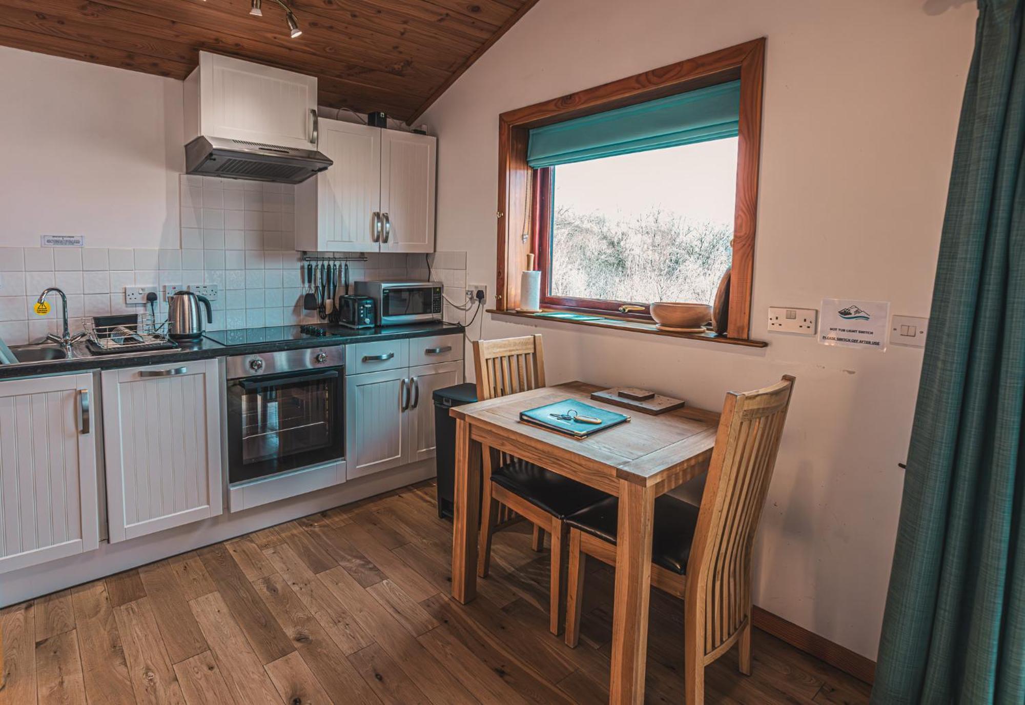 Loch Insh Chalets Ltd Kincraig Eksteriør bilde