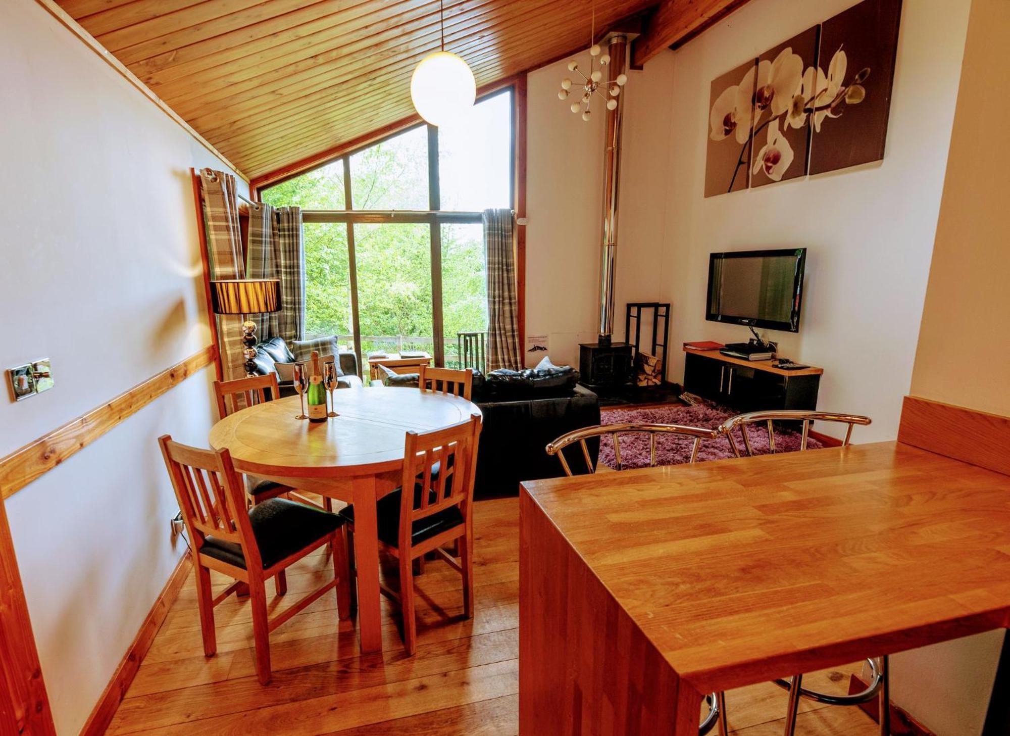 Loch Insh Chalets Ltd Kincraig Eksteriør bilde