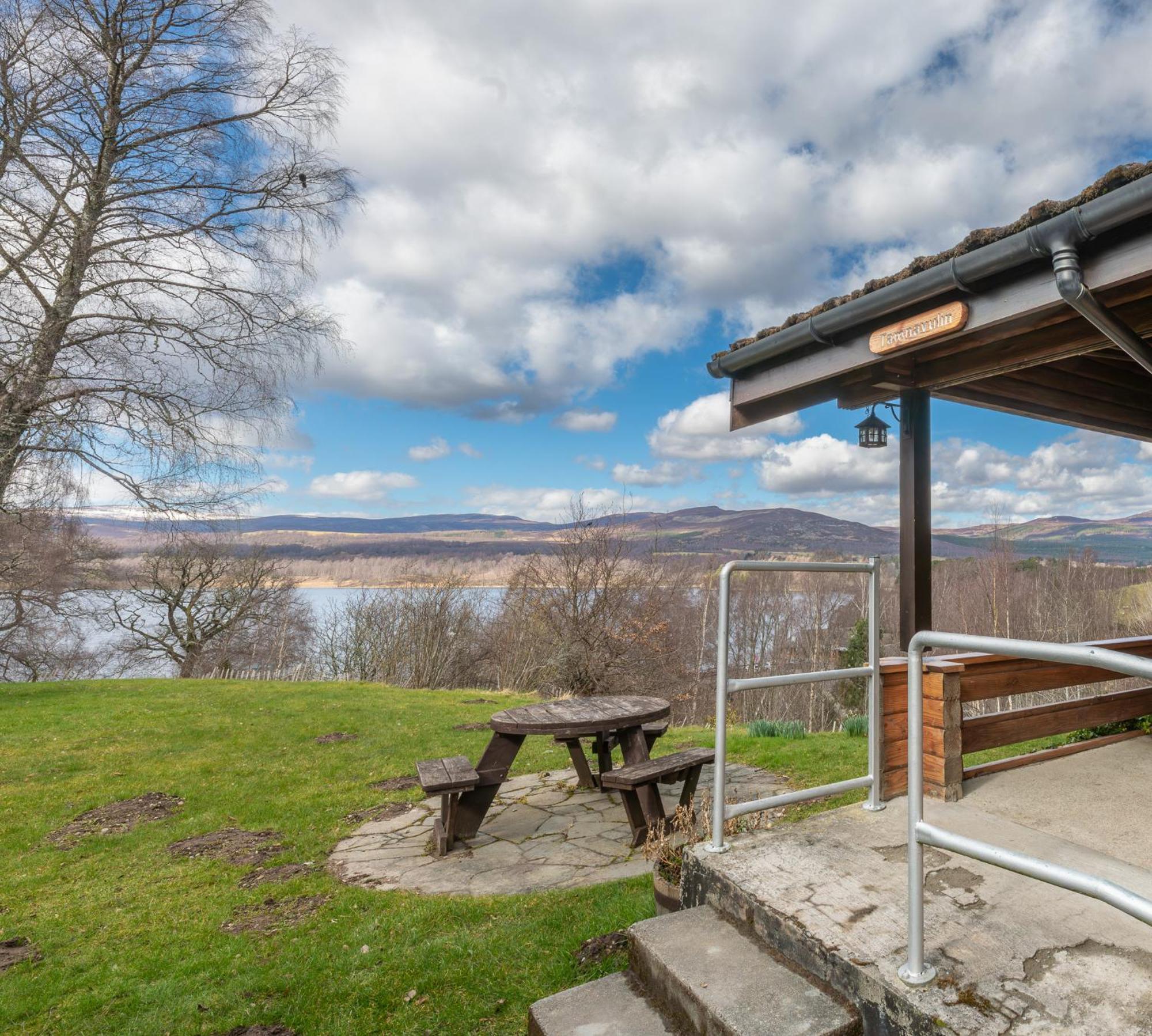 Loch Insh Chalets Ltd Kincraig Eksteriør bilde